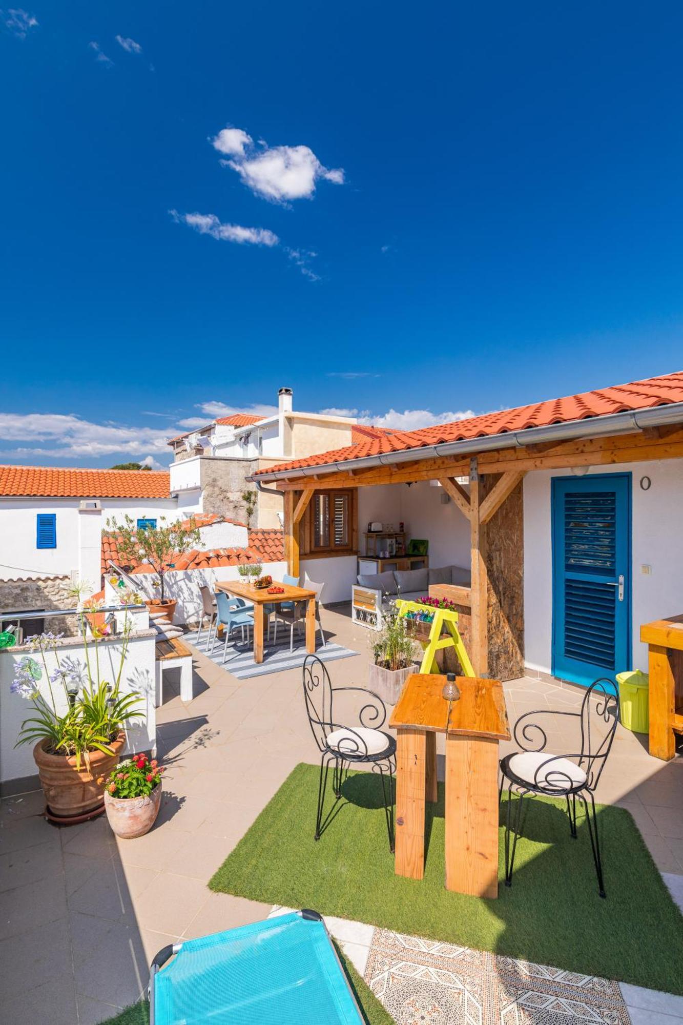 Yvonne Apartment Krk Town Exterior photo